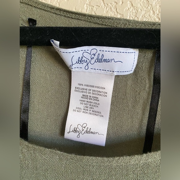 Green Short Sleeve Flowy Shaw/Pullover - Picture 4 of 5